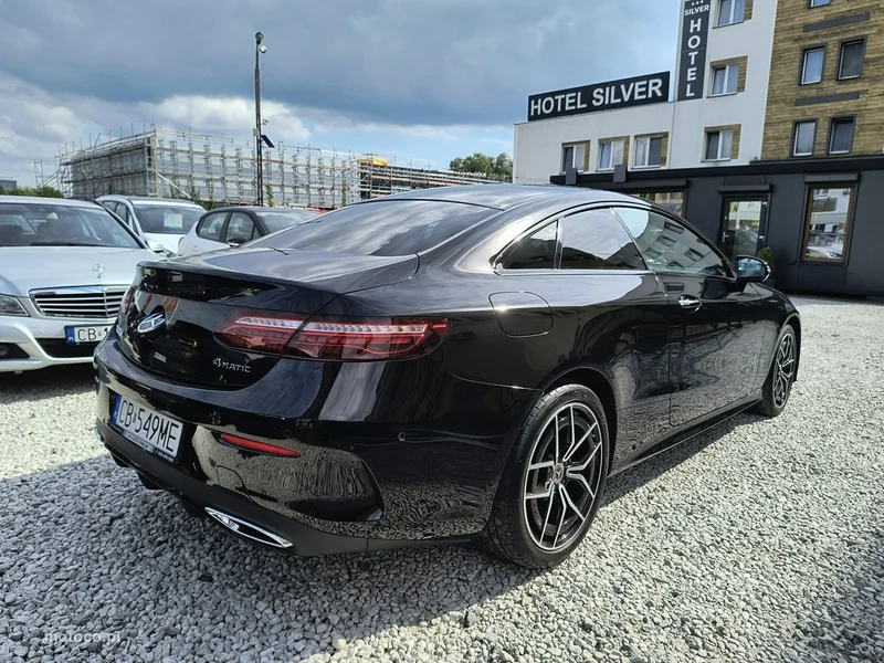 Mercedes-Benz Klasa E W213 E 220 40
