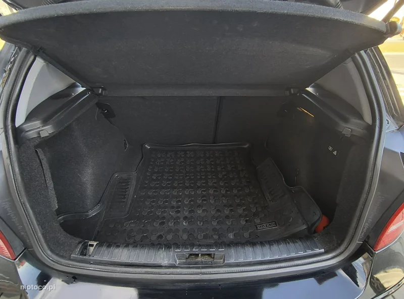 BMW Seria 1 E87 116 16