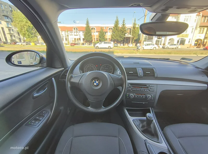BMW Seria 1 E87 116 25