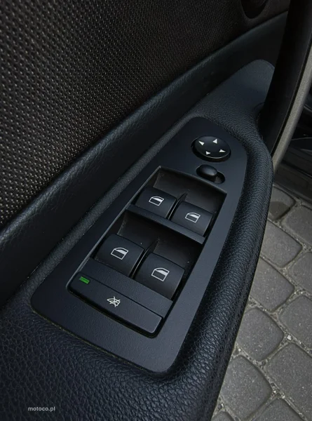 BMW Seria 1 E87 116 28