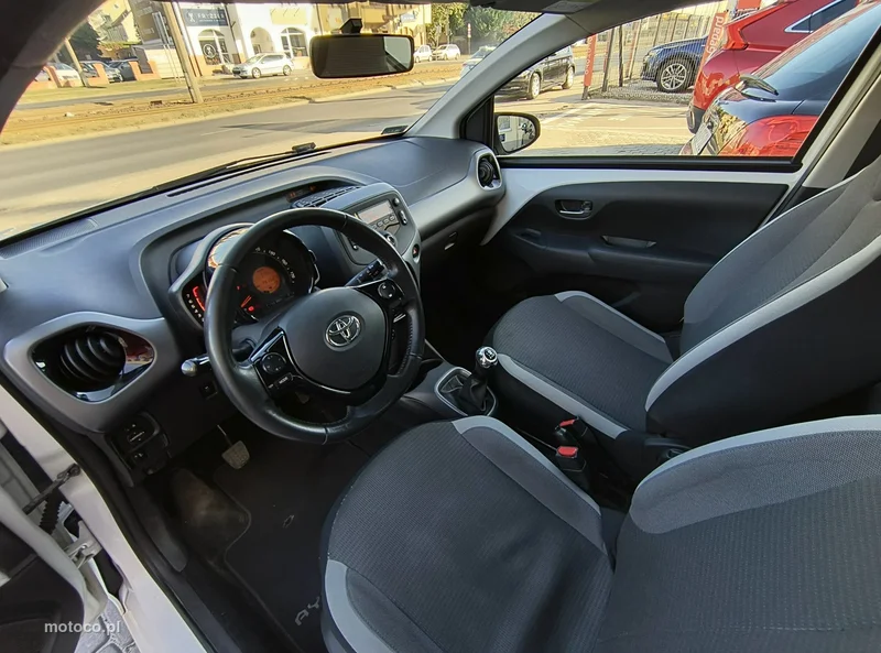 Toyota Aygo 8