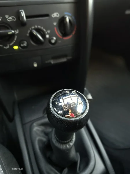 Peugeot 207 21