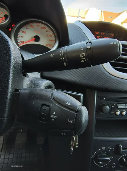 Peugeot 207 24