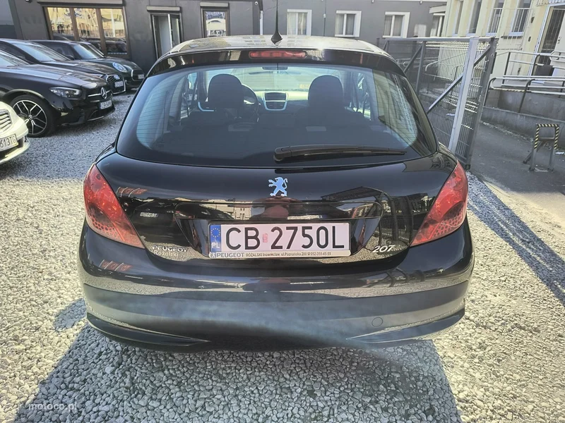 Peugeot 207 5