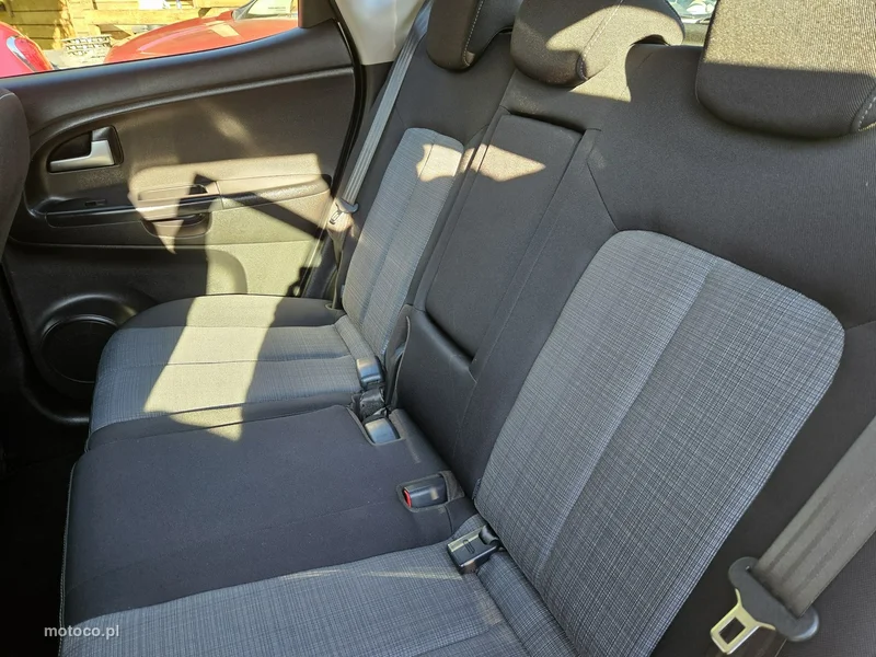 Kia Venga 15