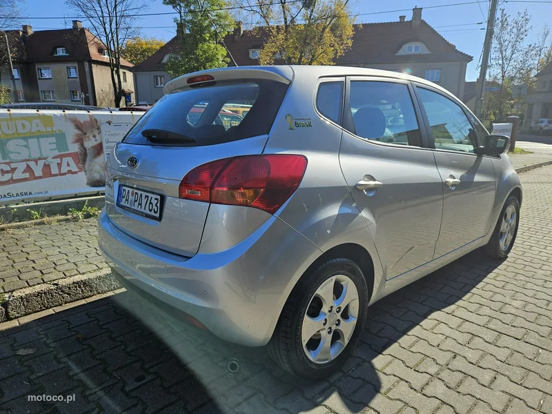 Kia Venga 4