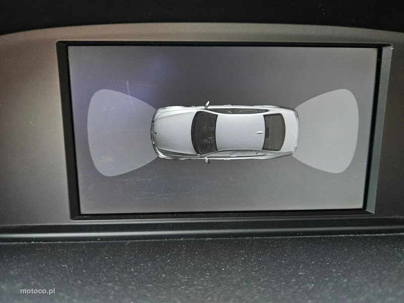 BMW Seria 3 E90 318 11