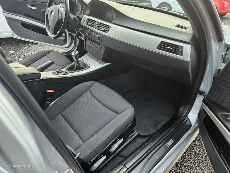 BMW Seria 3 E90 318 18