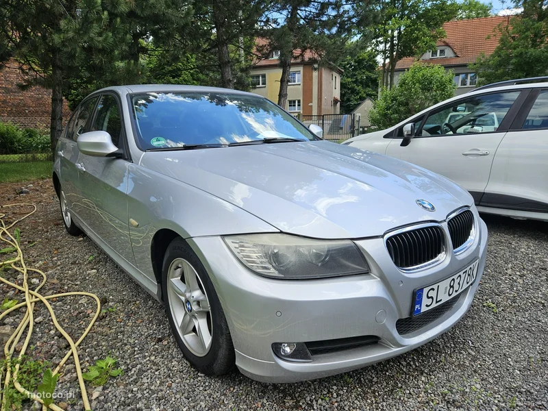 BMW Seria 3 E90 318 3