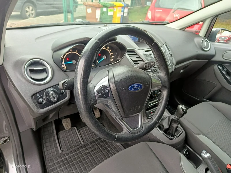 Ford Fiesta VI 11