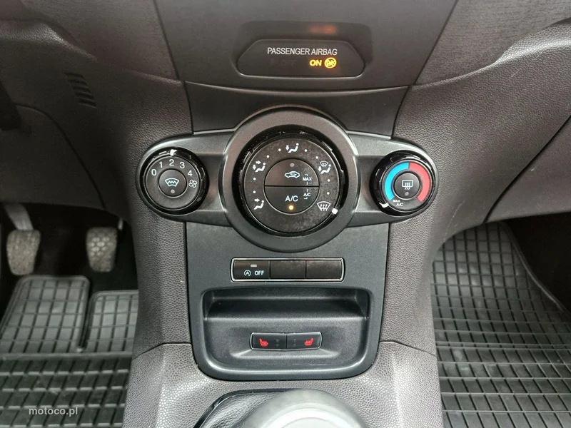 Ford Fiesta VI 16
