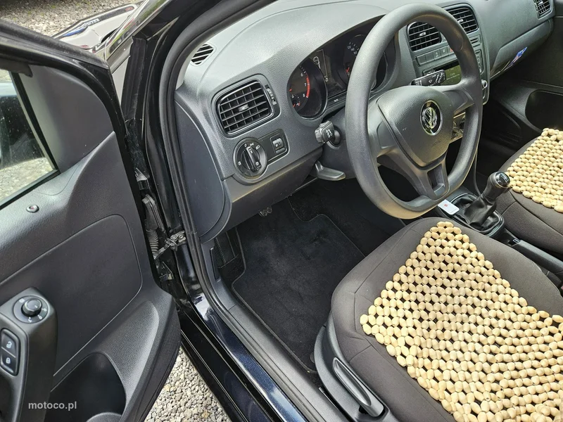 Volkswagen Polo V 6R 11