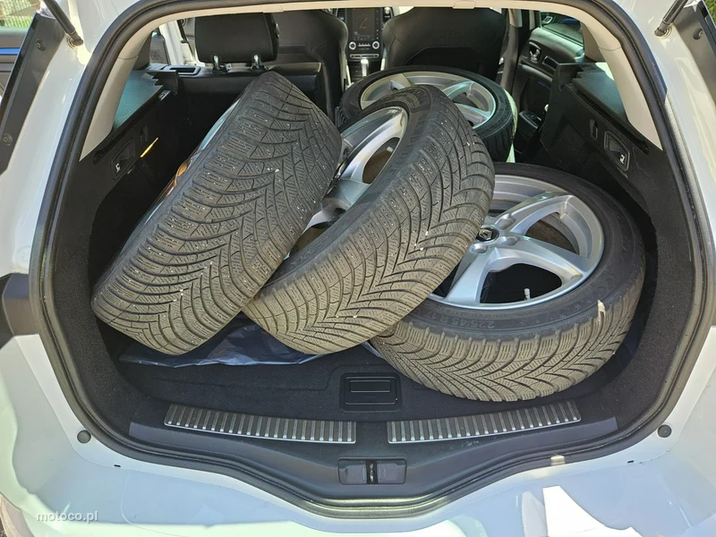 Renault Megane IV 24