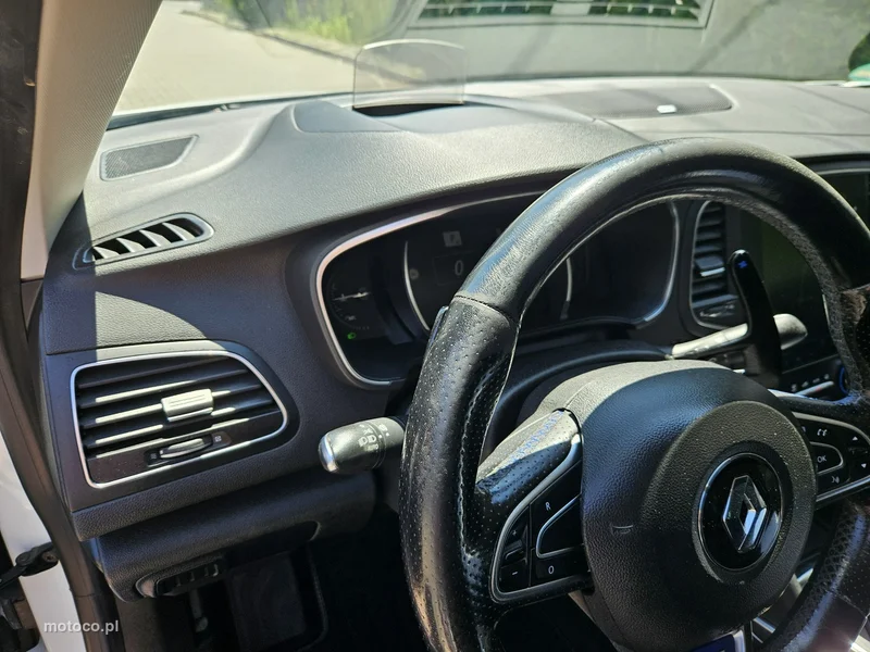 Renault Megane IV 10