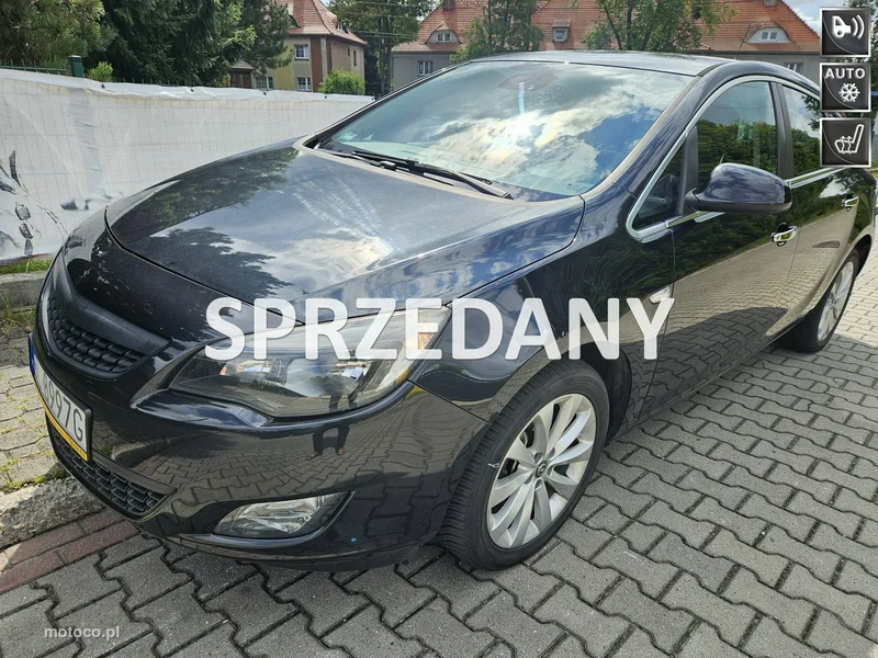 Opel Astra J