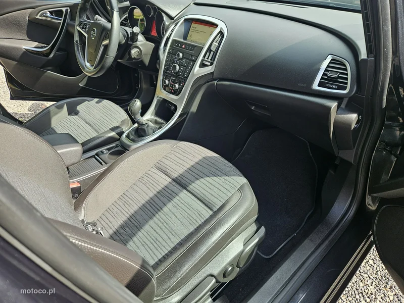 Opel Astra J 14