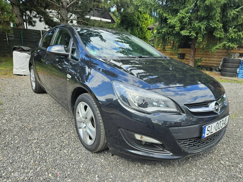 Opel Astra J 2