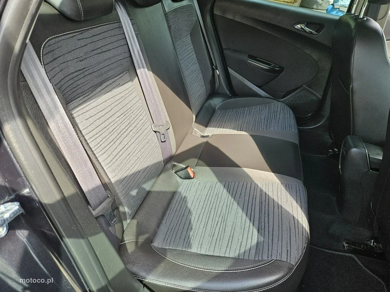 Opel Astra J 13