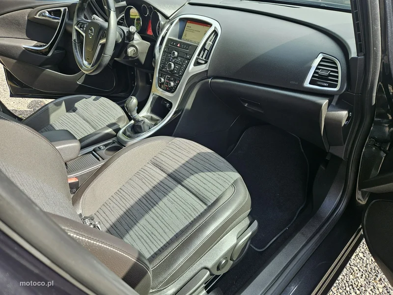 Opel Astra J 14