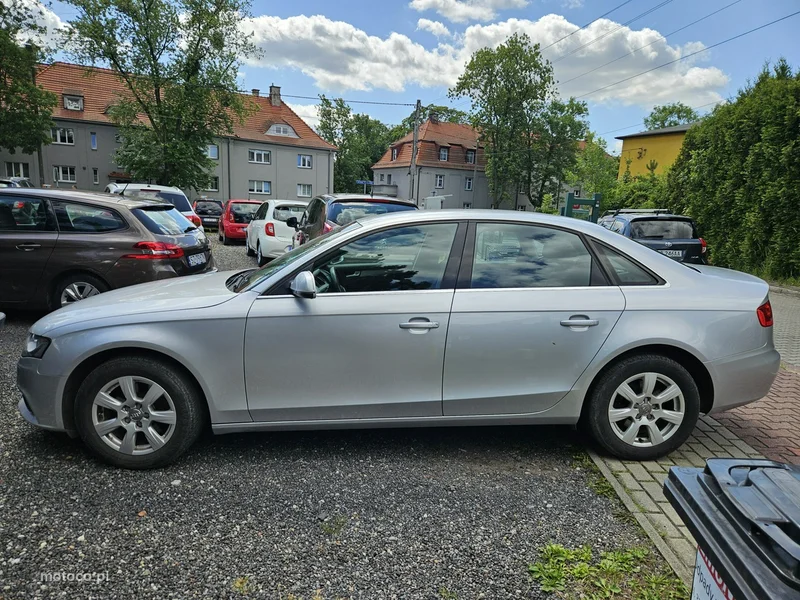 Audi A4 B8 18