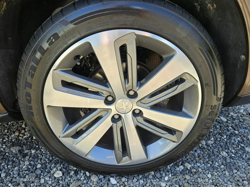 Peugeot 3008 16