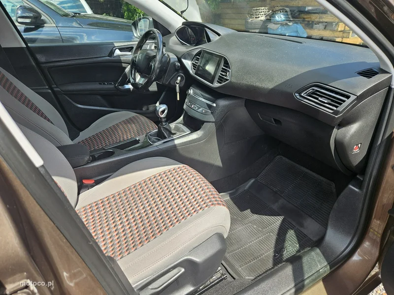 Peugeot 308 22