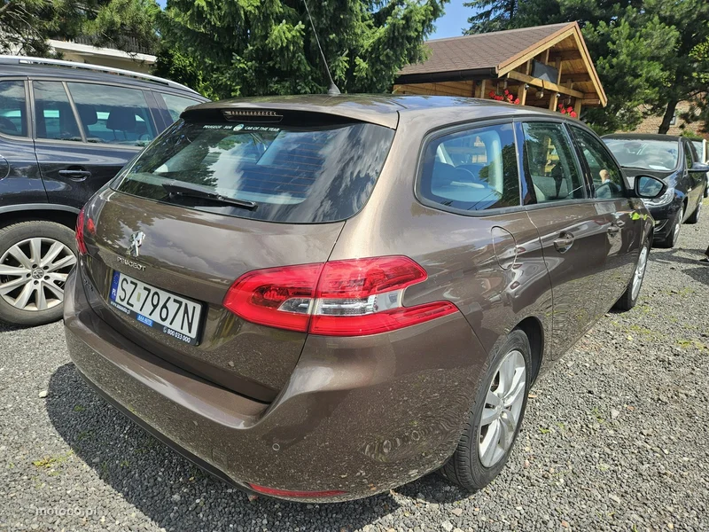 Peugeot 308 4