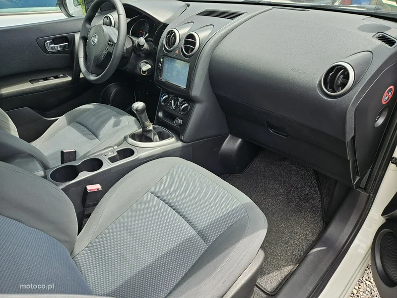 Nissan Qashqai 15