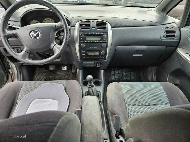Mazda Premacy 8