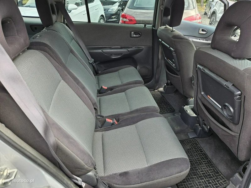 Mazda Premacy 10