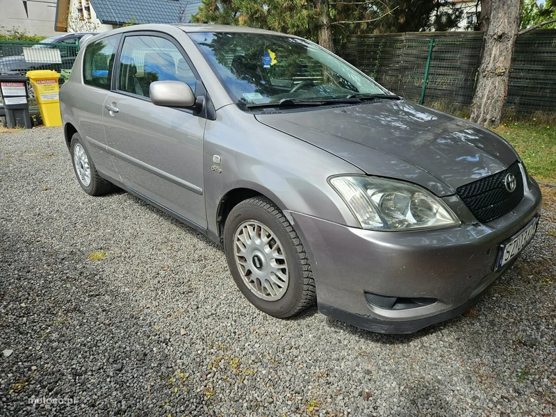 Toyota Corolla E120 2