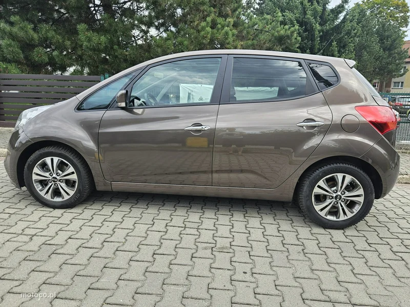 Kia Venga 26