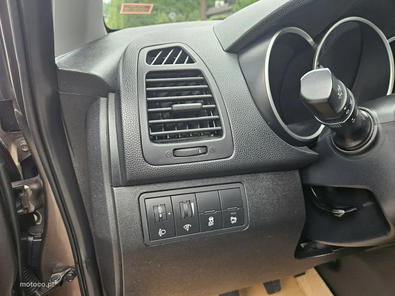 Kia Venga 9