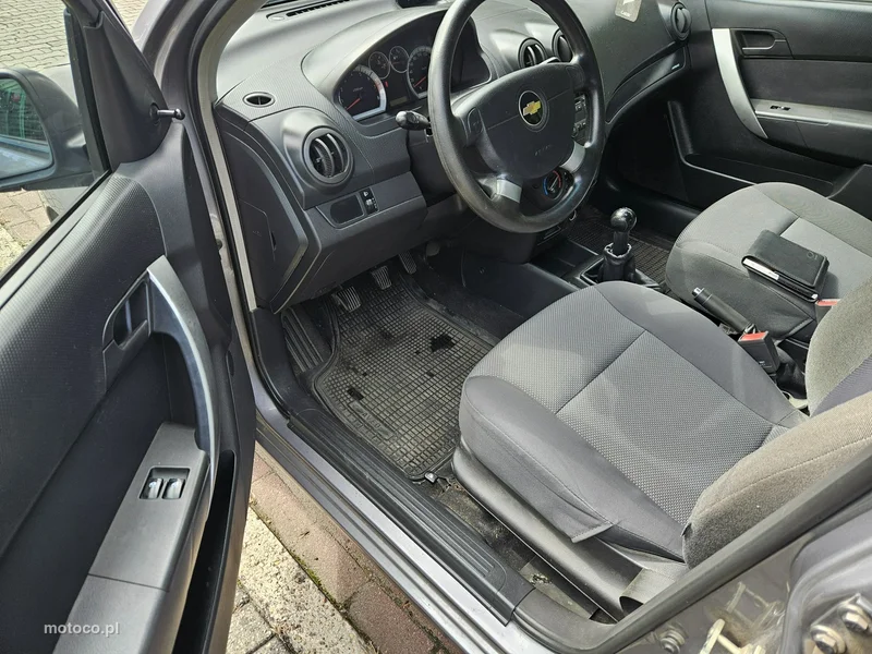 Chevrolet Aveo 9