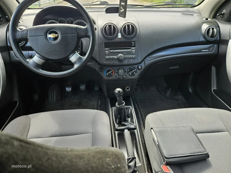 Chevrolet Aveo 10