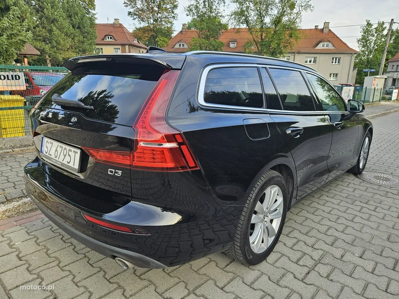 Volvo V60 4