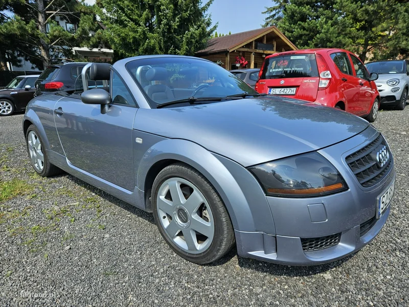 Audi TT 8N 4