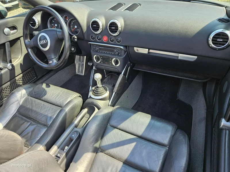 Audi TT 8N 10