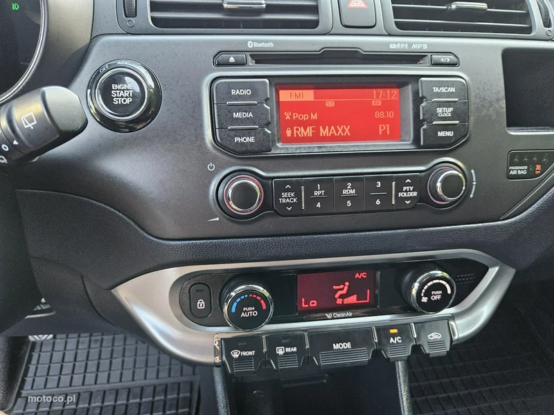 Kia Rio 15