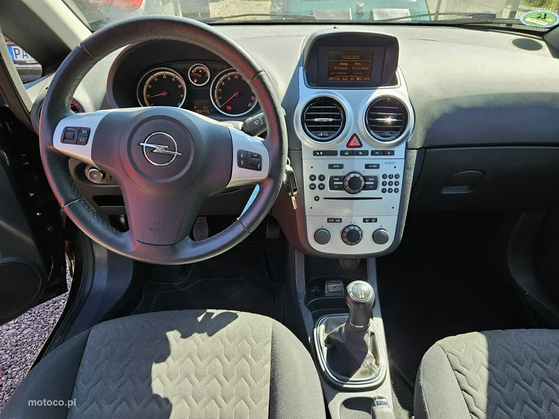 Opel Corsa D 15