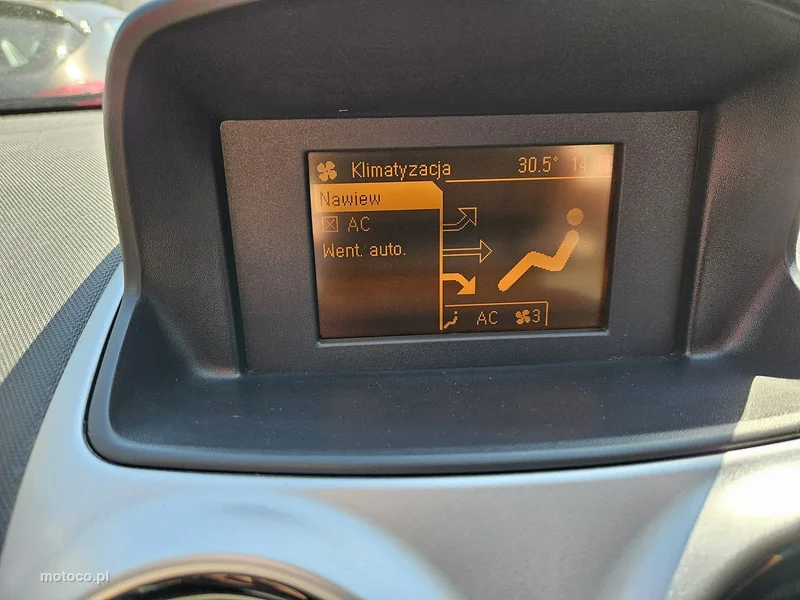 Opel Corsa D 10