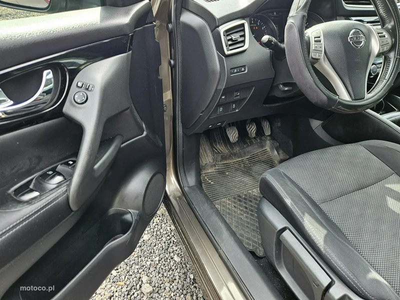 Nissan Qashqai 11
