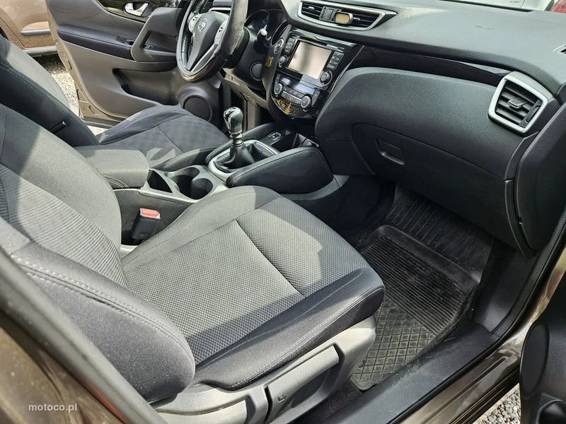 Nissan Qashqai 22