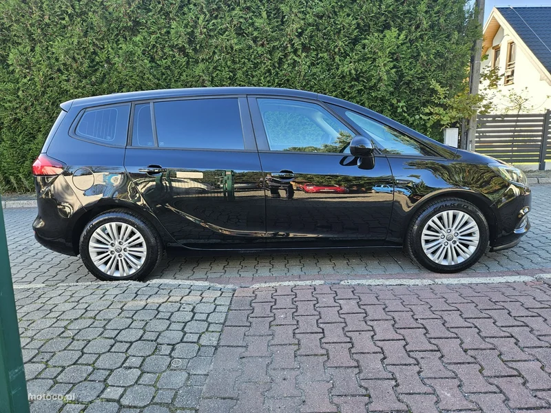 Opel Zafira C Tourer 20