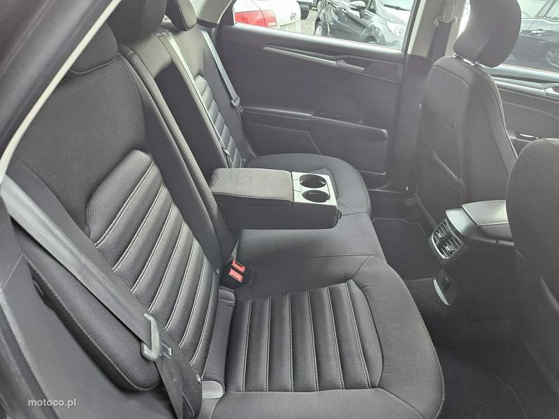 Ford Mondeo V 18