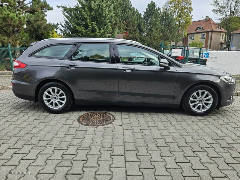 Ford Mondeo V 22