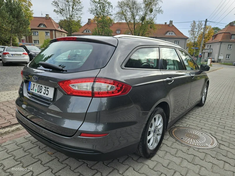 Ford Mondeo V 4