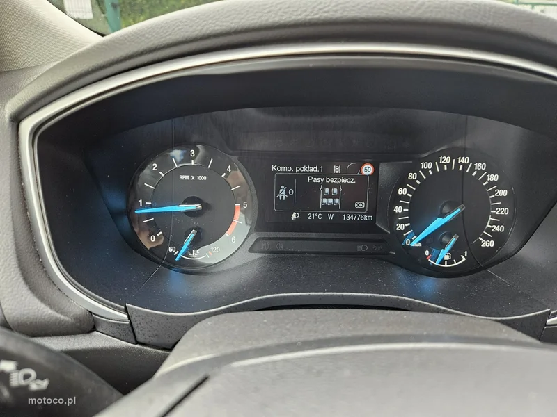 Ford Mondeo V 10
