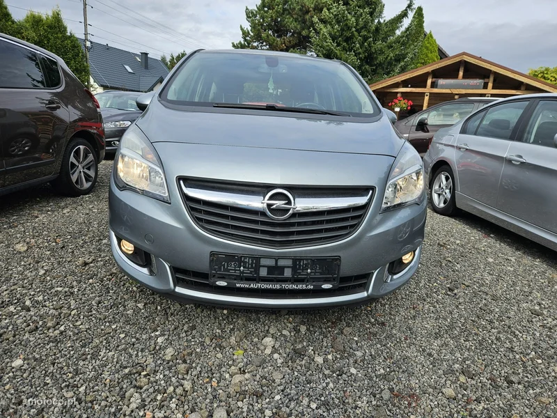 Opel Meriva B 2