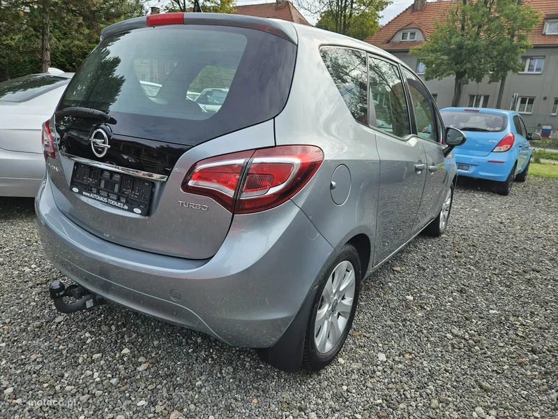 Opel Meriva B 4
